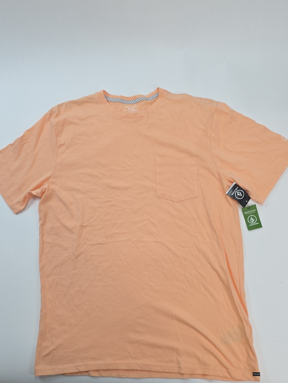 NWT Men's Size XL Volcom Solid S/S TEE w/Left Chest Pocket color Vibrant Orange